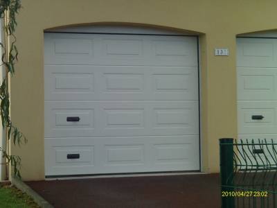 Choisir un installateur de porte de garage sectionnelle près de Duclair 76480