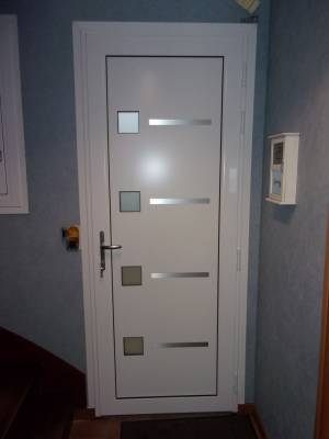 Faire installer une porte d'entrée aluminium bi-color, près de Grand Couronne 76530