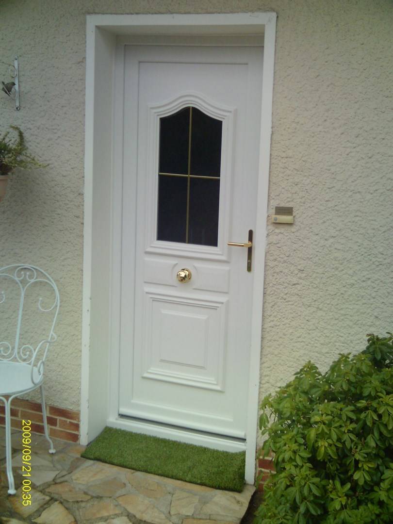 Acheter une porte d'entrée près de Houppeville 76770