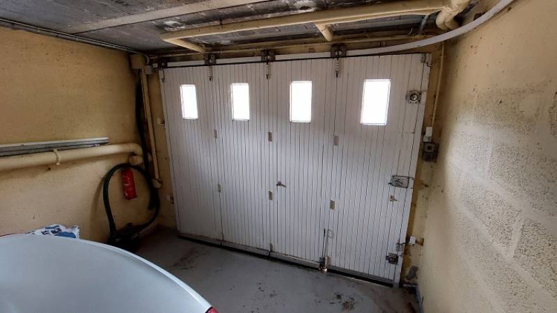 Une porte de garage pour les faibles de hauteur de passage et les configurations spécifiques
