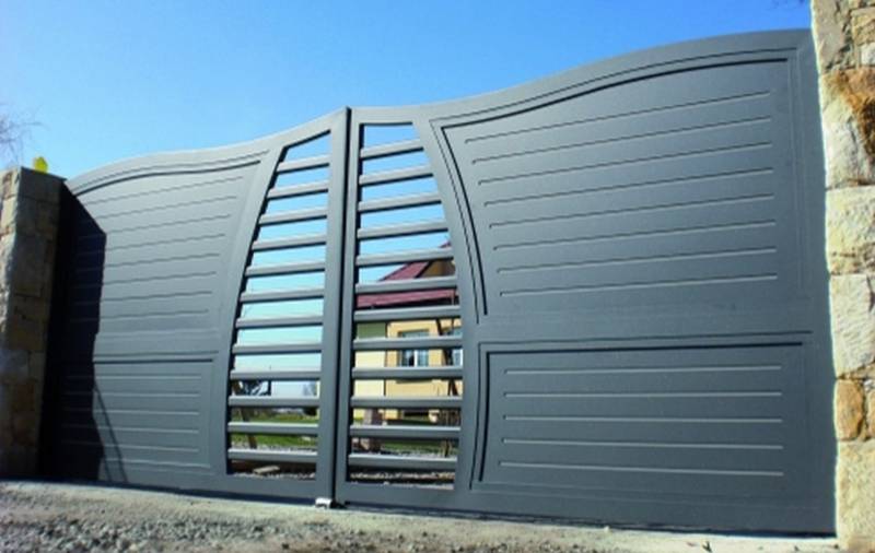 Faire poser un portail sur mesure en aluminium à Notre-Dame-De-Bondeville 76