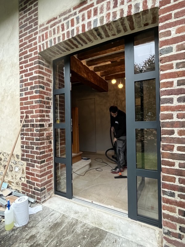 Porte d'entrée aluminium avec traverses sur fixes latéraux 44/2 7016 G rouen