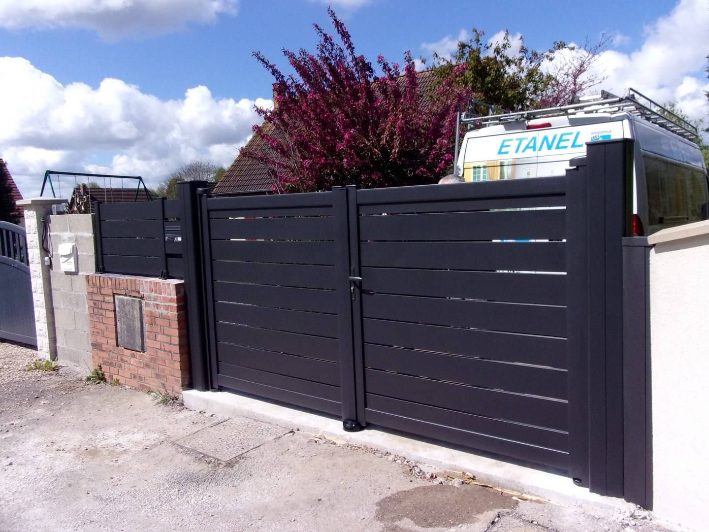 Faire installer un portail aluminium près de Roumare 76480