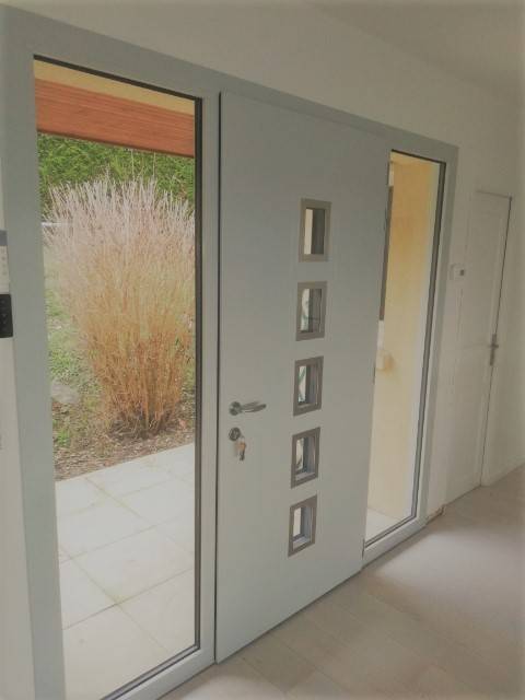 Porte 1 vantail avec fixes vitrés