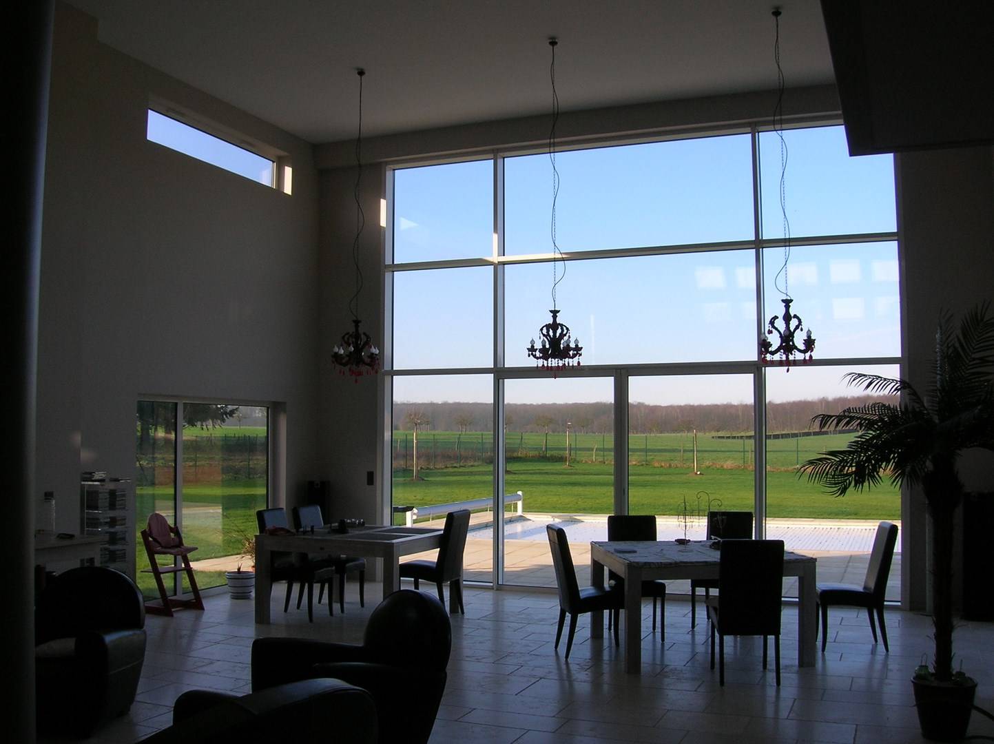 Faire installer des fenêtres coulissantes aluminium près de Rouen 76000