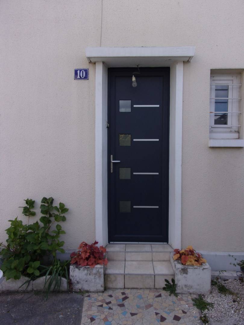 Portes d'entée gris anthracite près de Quincampoix 76230
