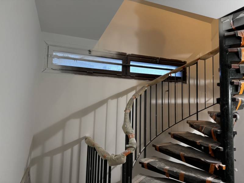 Menuiseries aluminium sur mesure fabriquées par SIMA en Normandie.