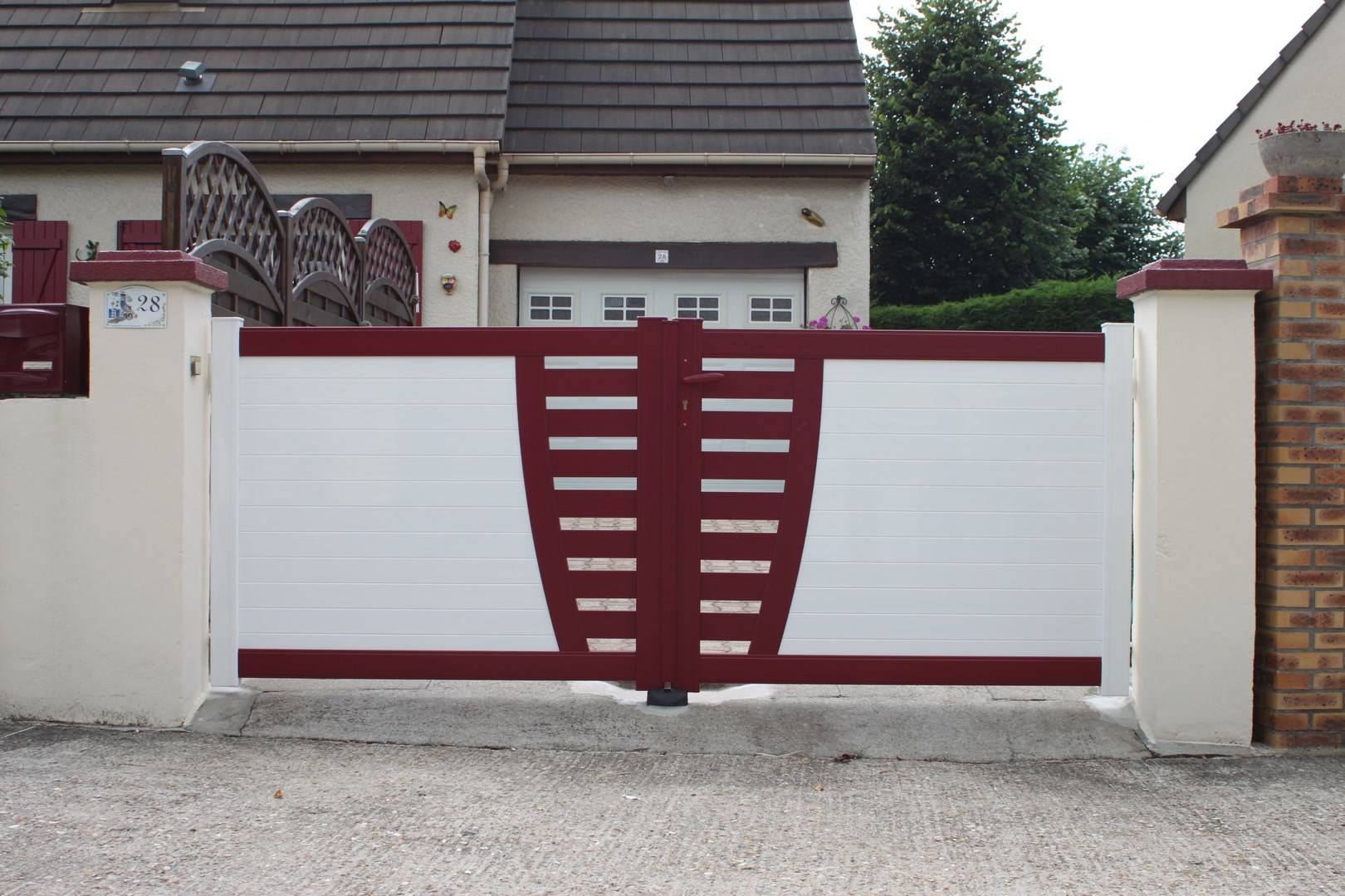 Acheter un portail contemporain près de Mont Saint Aignan 76130