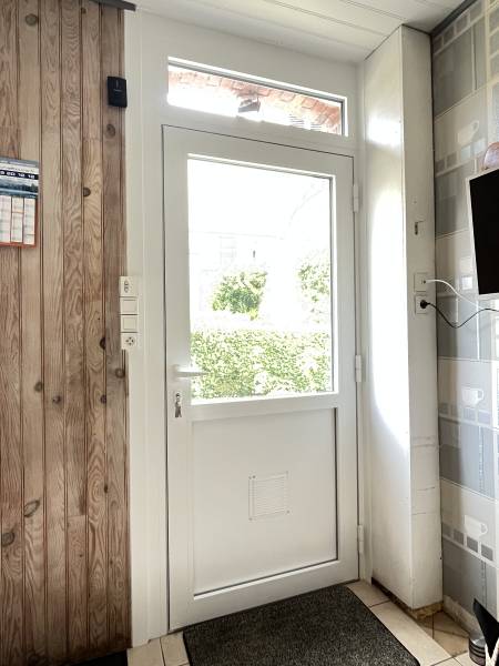 Pose porte d'entrée aluminium sur mesure en feuillure habillage finition ETANEL Canteleu