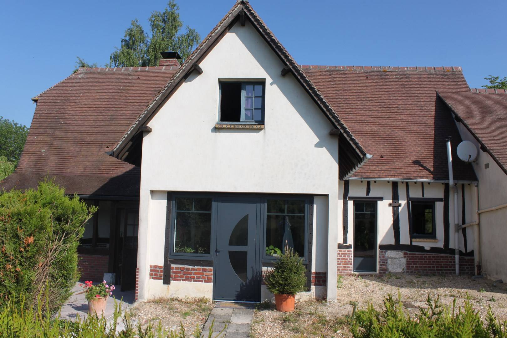 Faire poser une porte d'entrée près de Bailleul 27920