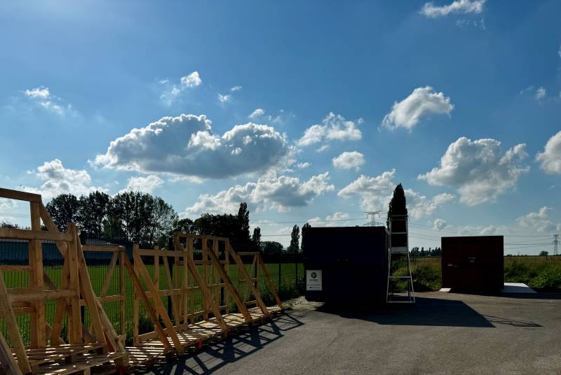 Infrastructure de gestion des déchets chez ETANEL à Saint-Jean-du-Cardonnay