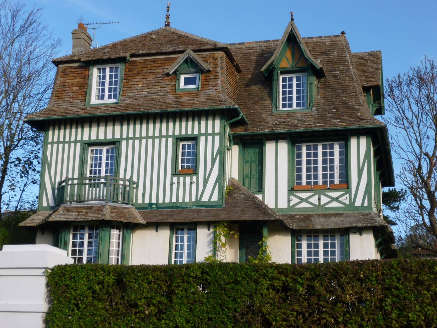 Faire poser des fenêtres PVC près de Pont Audemer 27500