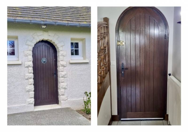 Remplacement d'une porte en bois pleine ancienne par une nouvelle génération de porte en bois cintrée