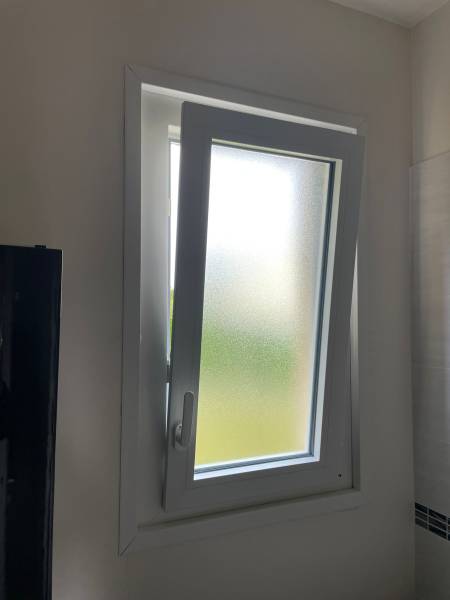 Fenêtre PVC isolation phonique 34 dB OKNOPLAST Normandie