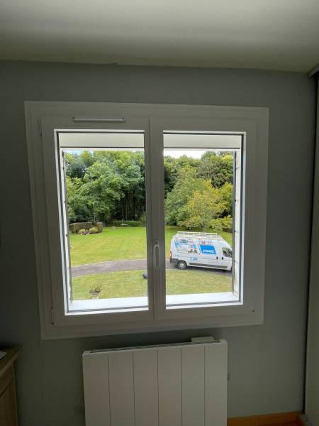 Fenêtre PVC OKNOPLAST rénovation blanc 9016 à Rouen