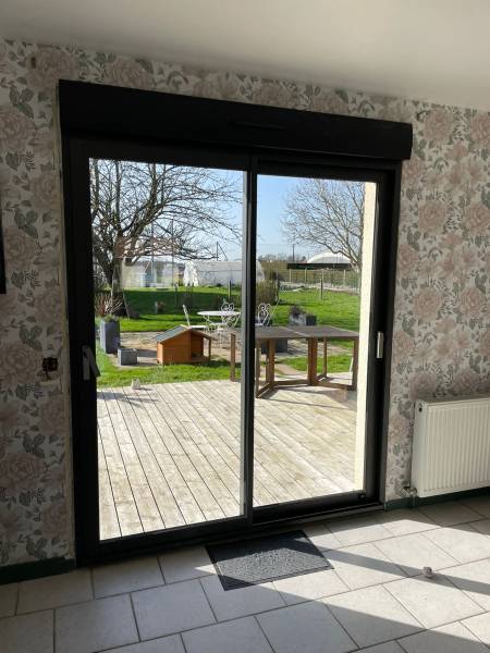 Émetteur mural SOMFY AMY 1 RS100 IO avec capteur température — domotique volets roulants Normandie