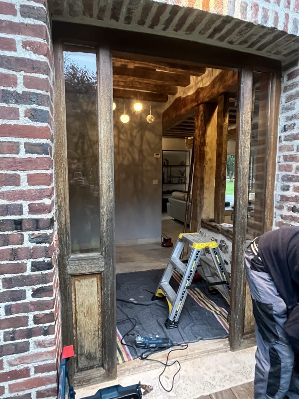 Porte d'entrée aluminium avec traverses sur fixes latéraux 44/2 7016 G rouen