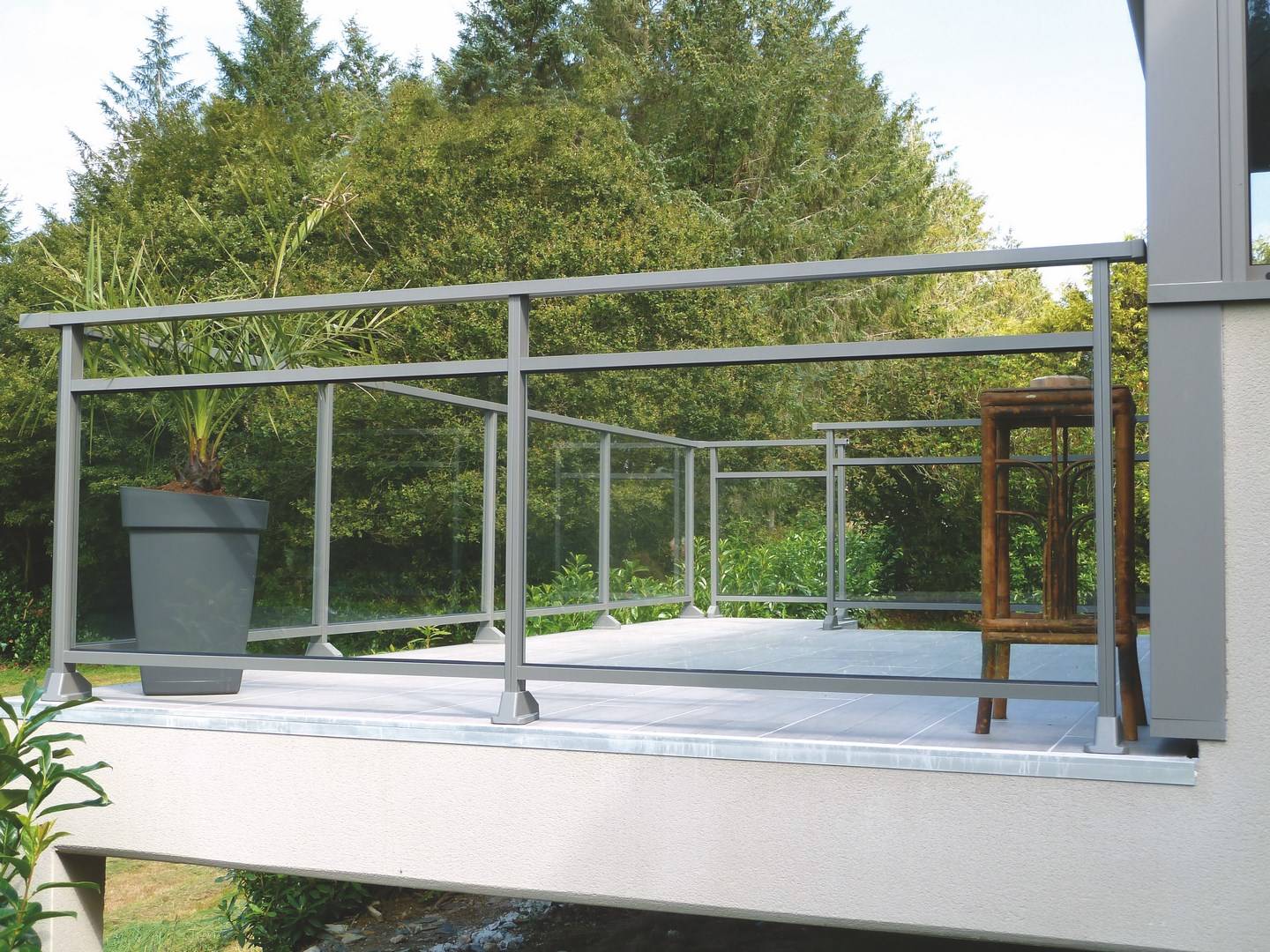 Installer un garde-corps vitré près de Isneauville 76230